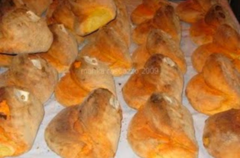 Altamura italy bread